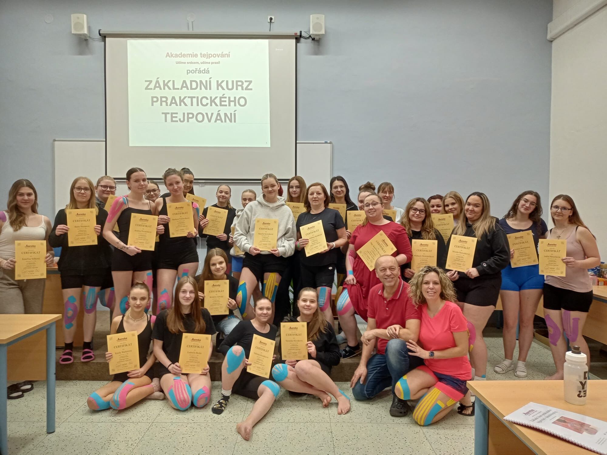 Akademie tejpovani, Kamil Stedrak, kurz Vsetin, skola tejpovani