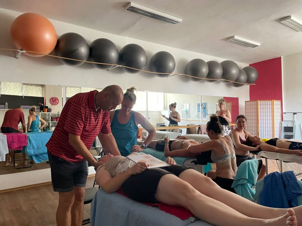 Akademie tejpovani, Kamil Stedrak, NEUROFLOWING, krcni pater, kurz tejpovani, lymfa 7