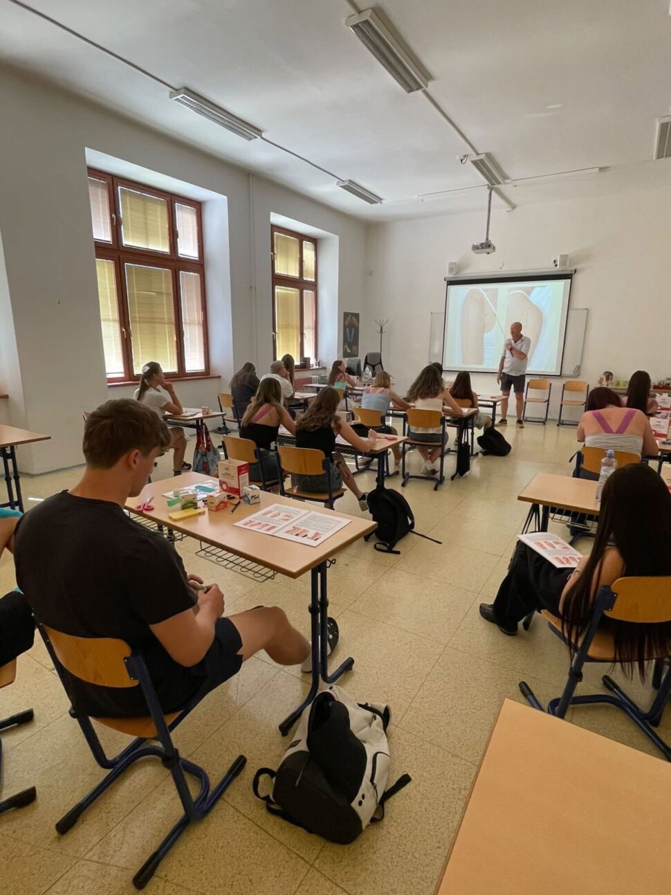 Akademie tejpovani, Kamil Stedrak, kurz, Zdravotni skola, kineziotaping 5